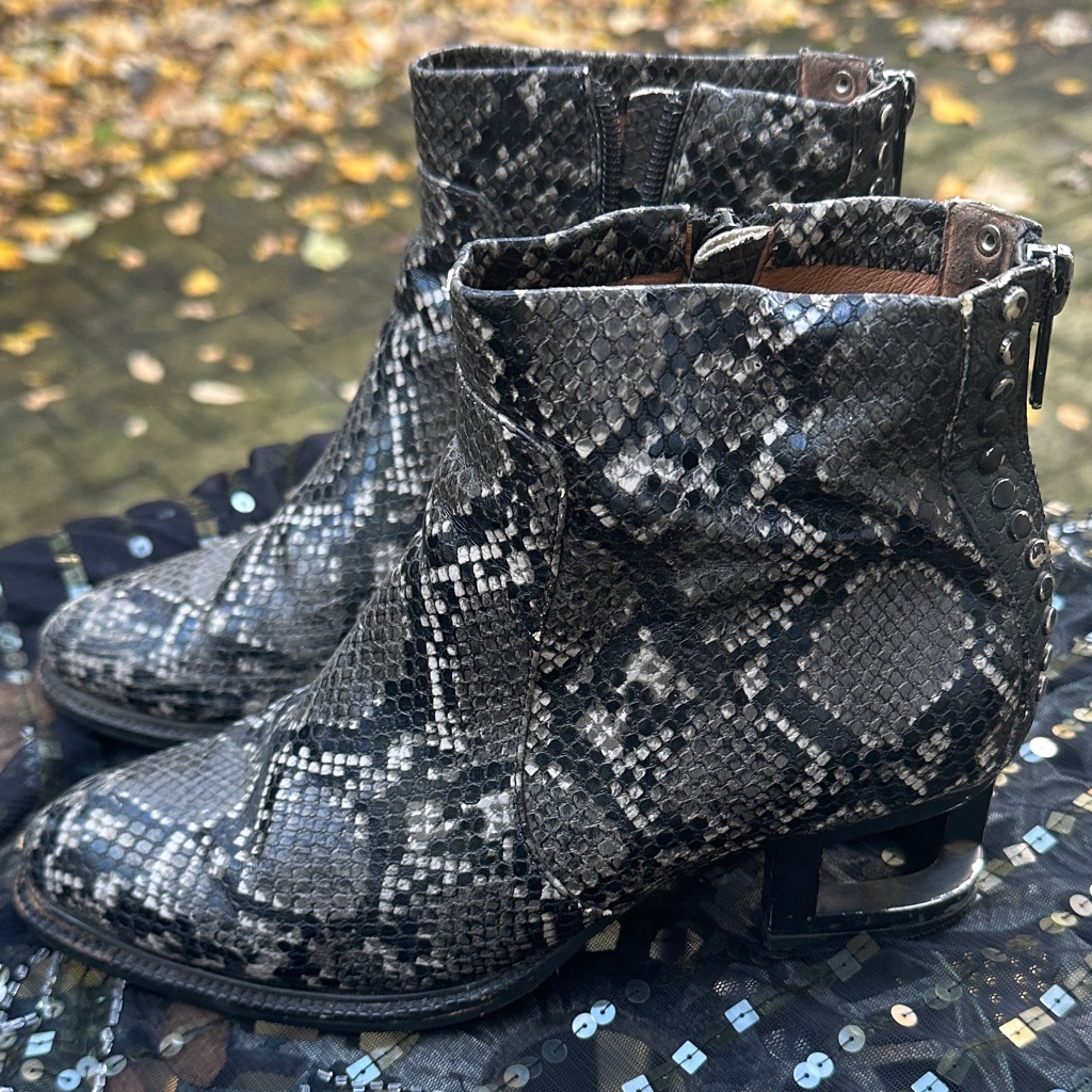Snake Print Trend Jeffrey Campbell Black Snakeskin Ankle Booties